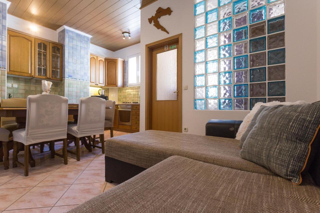 Apartman Ikar Podstrana Bagian luar foto