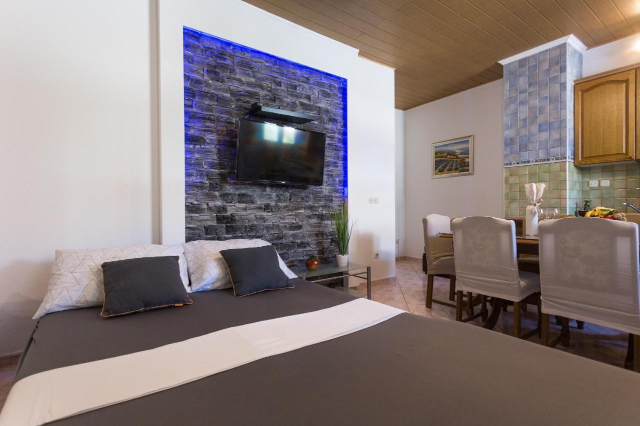 Apartman Ikar Podstrana Bagian luar foto